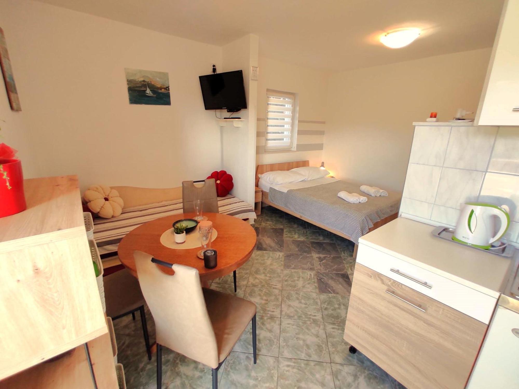 Apartments Boa 斯拉汀 外观 照片
