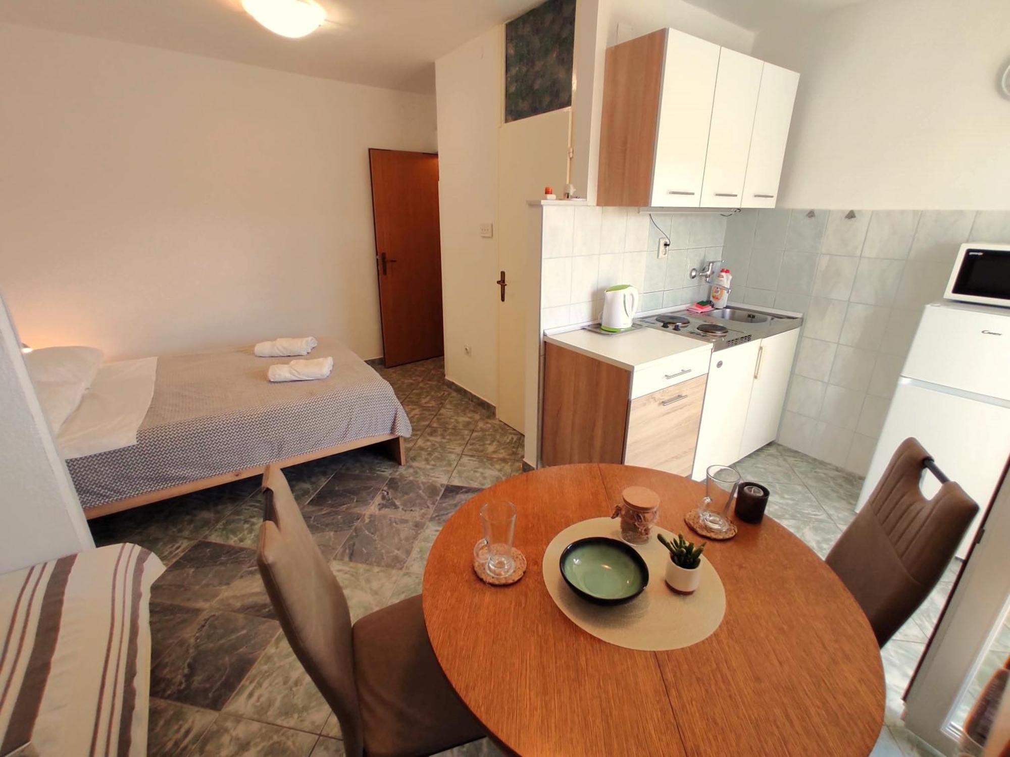 Apartments Boa 斯拉汀 外观 照片