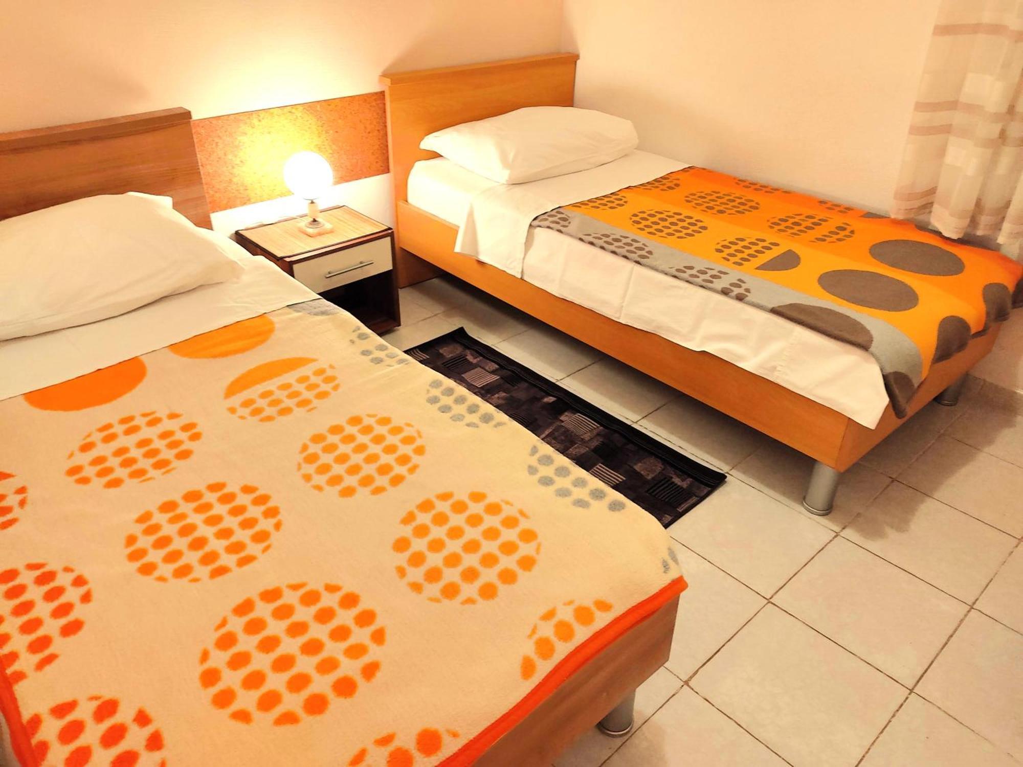 Apartments Boa 斯拉汀 客房 照片